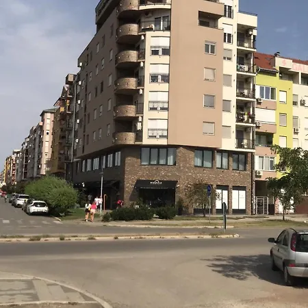 아파트 Stojanovic R