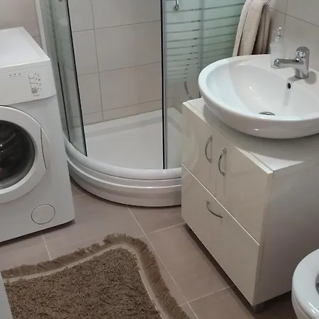 Stojanovic R 아파트